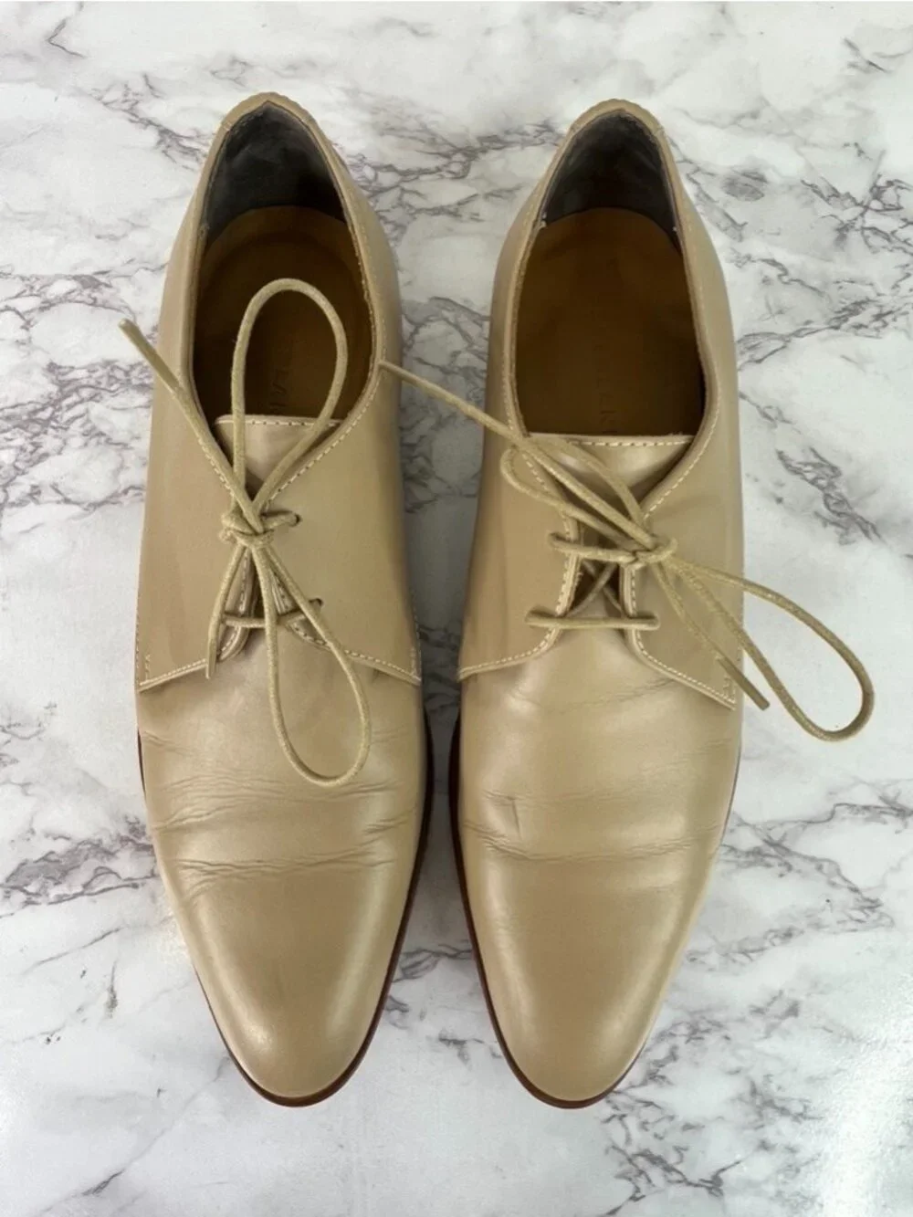 Everlane Women's The Modern Oxford Beige Sz 9